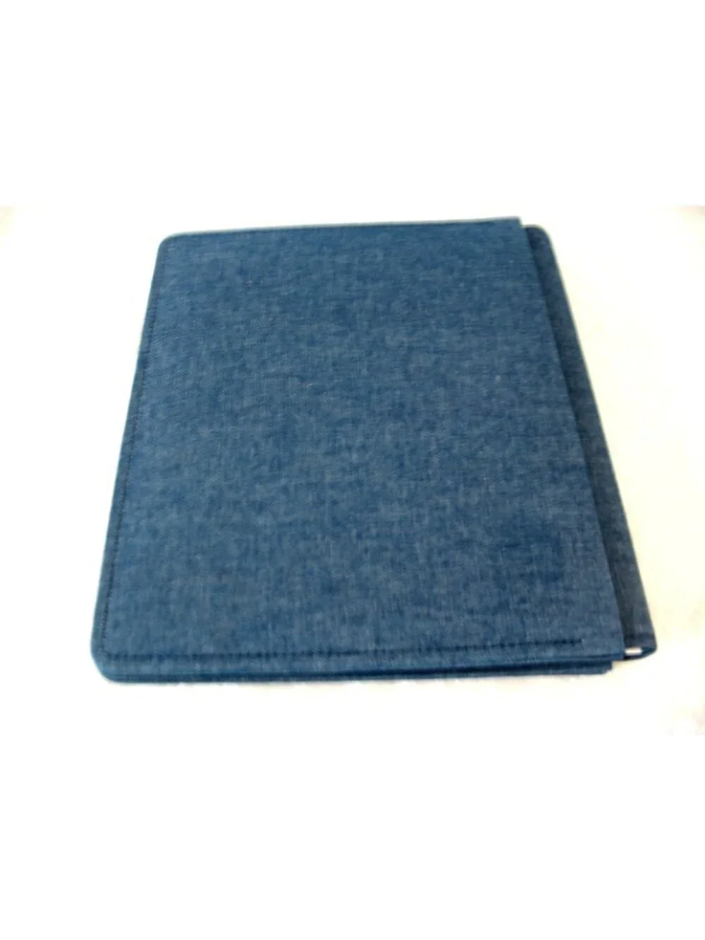 CREATIVE MEMORIES SCRAPBOOK ALBUM 8.5x11 DENIM WITH PAGES.